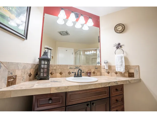 $389,000 | 68712 East Fairway Estates Road, Welches, OR 97067