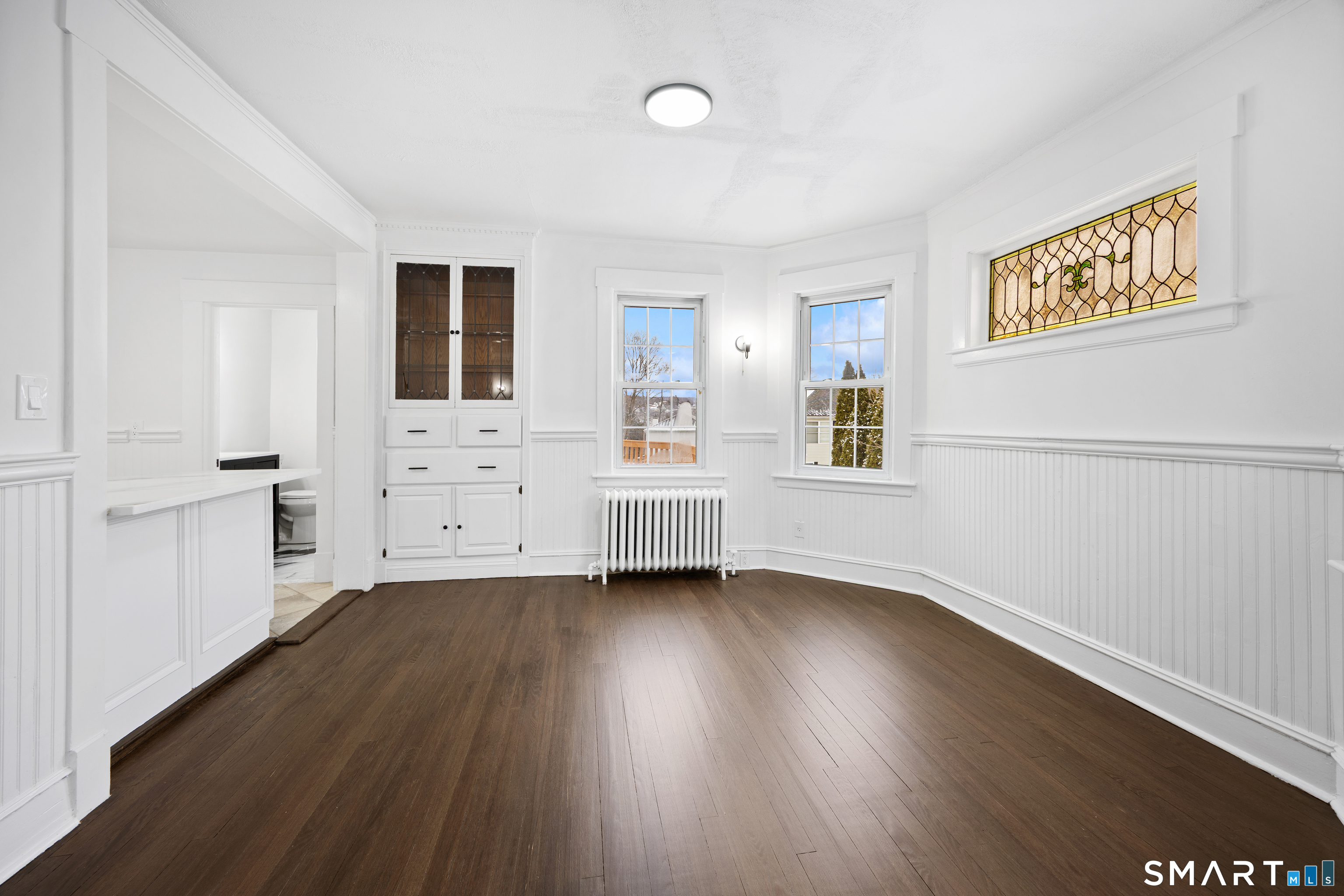 53 Walnut Street Naugatuck, CT 06770 - Photo 4 of 37