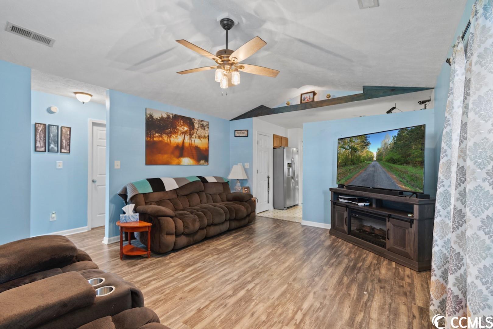 378 Sean River Road Conway, SC 29526 - Photo 4 of 28 Gallery Image 4