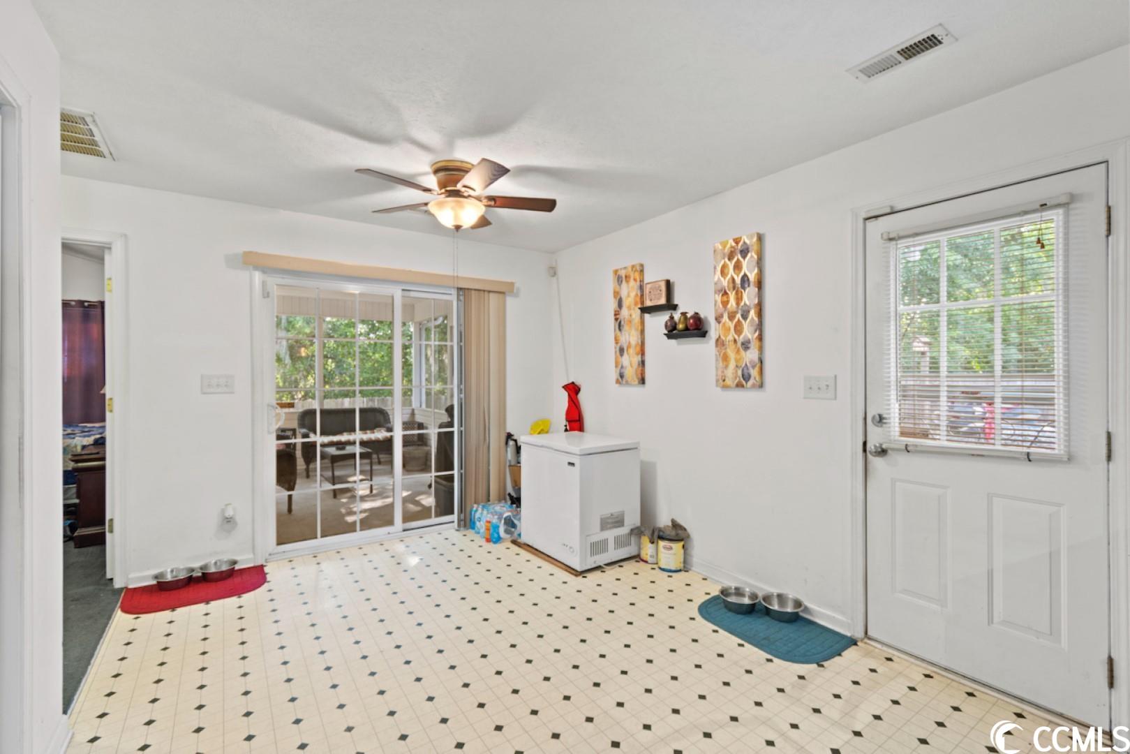 378 Sean River Road Conway, SC 29526 - Photo 10 of 28 Gallery Image 10