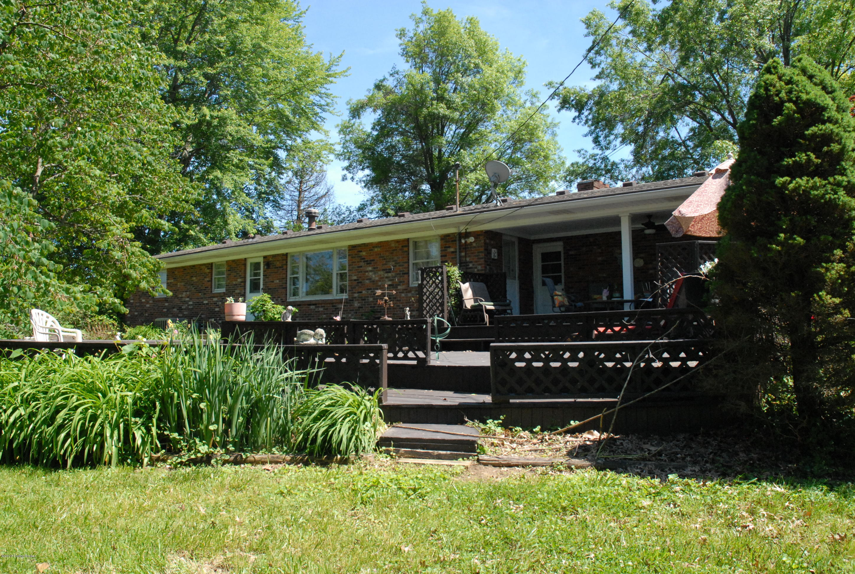15801 Brush Run Road Louisville, KY 40299 - Photo 40 of 41 House Back 2