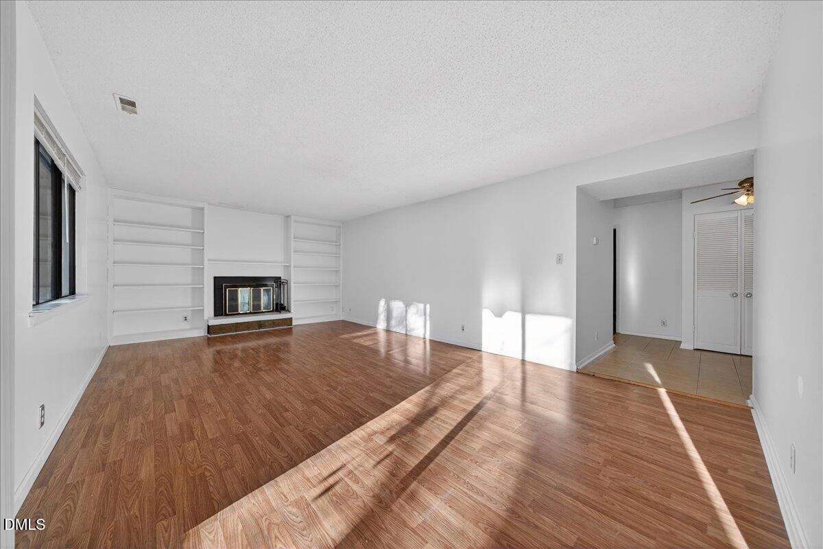 3088 Colony Road, Unit 3088D Durham, NC 27705 - Photo 11 of 25 37-Interior_3088ColonyRd_013