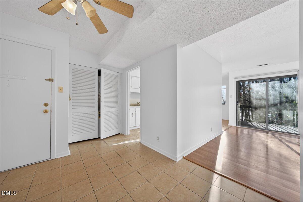 3088 Colony Road, Unit 3088D Durham, NC 27705 - Photo 5 of 25 26-Interior_3088ColonyRd_002