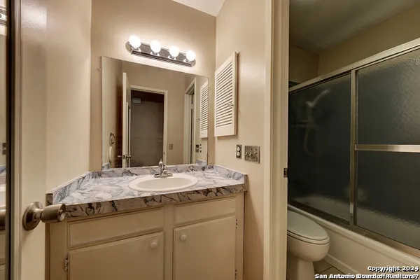 $1,500 | 12810 Weeping Oak Trail, Live Oak, TX 78233
