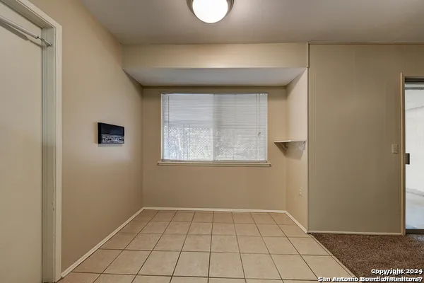 $1,500 | 12810 Weeping Oak Trail, Live Oak, TX 78233