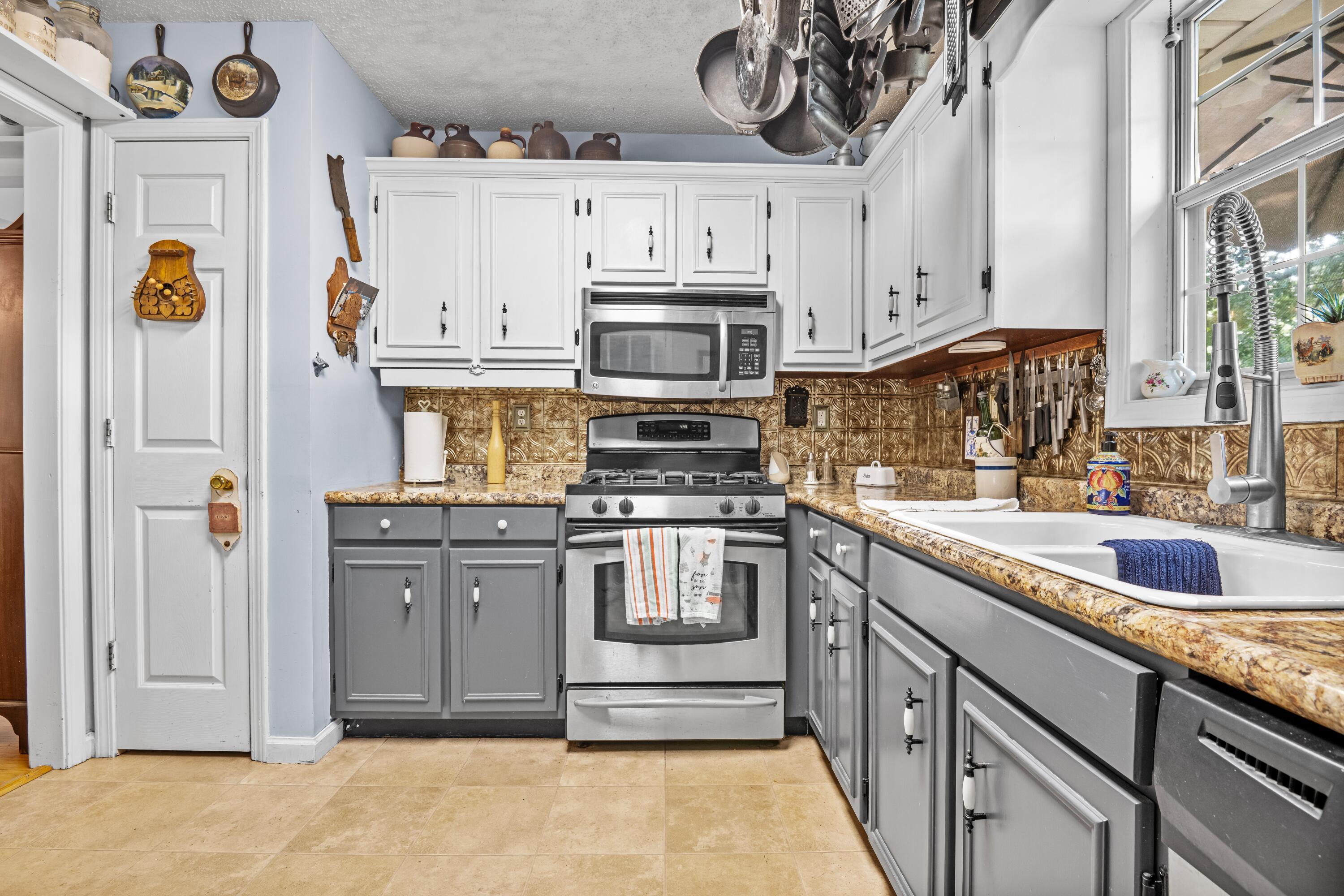 310 Castleview Drive Ringgold, GA 30736 - Photo 13 of 45 KAE_7411