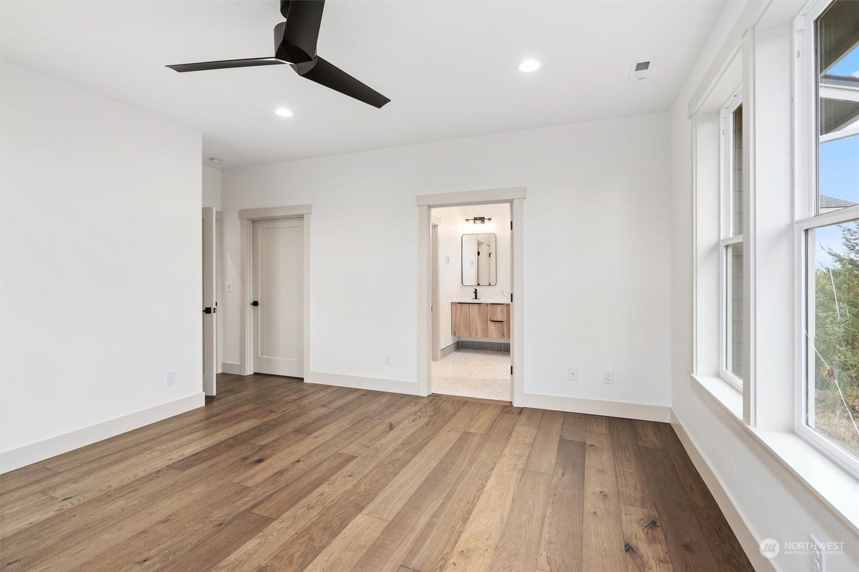 660 Solana Parkway Sequim, WA 98382 - Photo 16 of 40