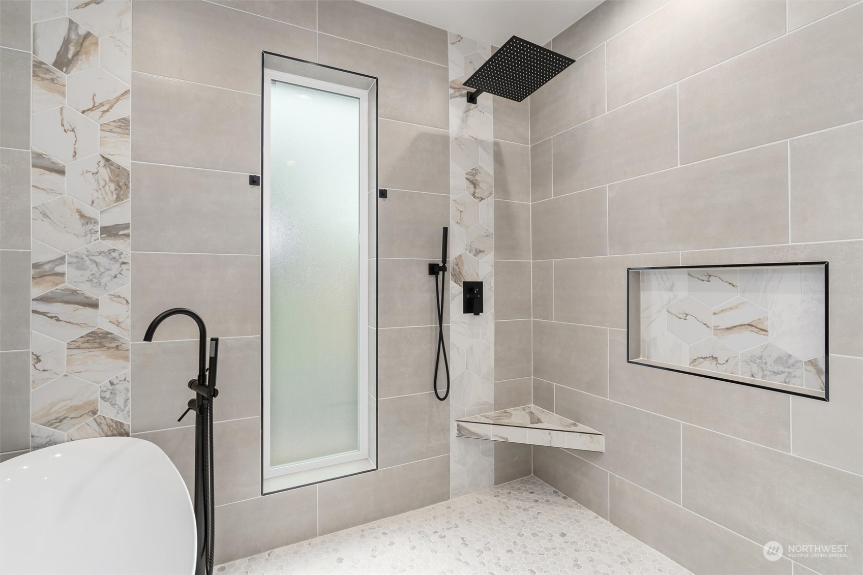 660 Solana Parkway Sequim, WA 98382 - Photo 18 of 40