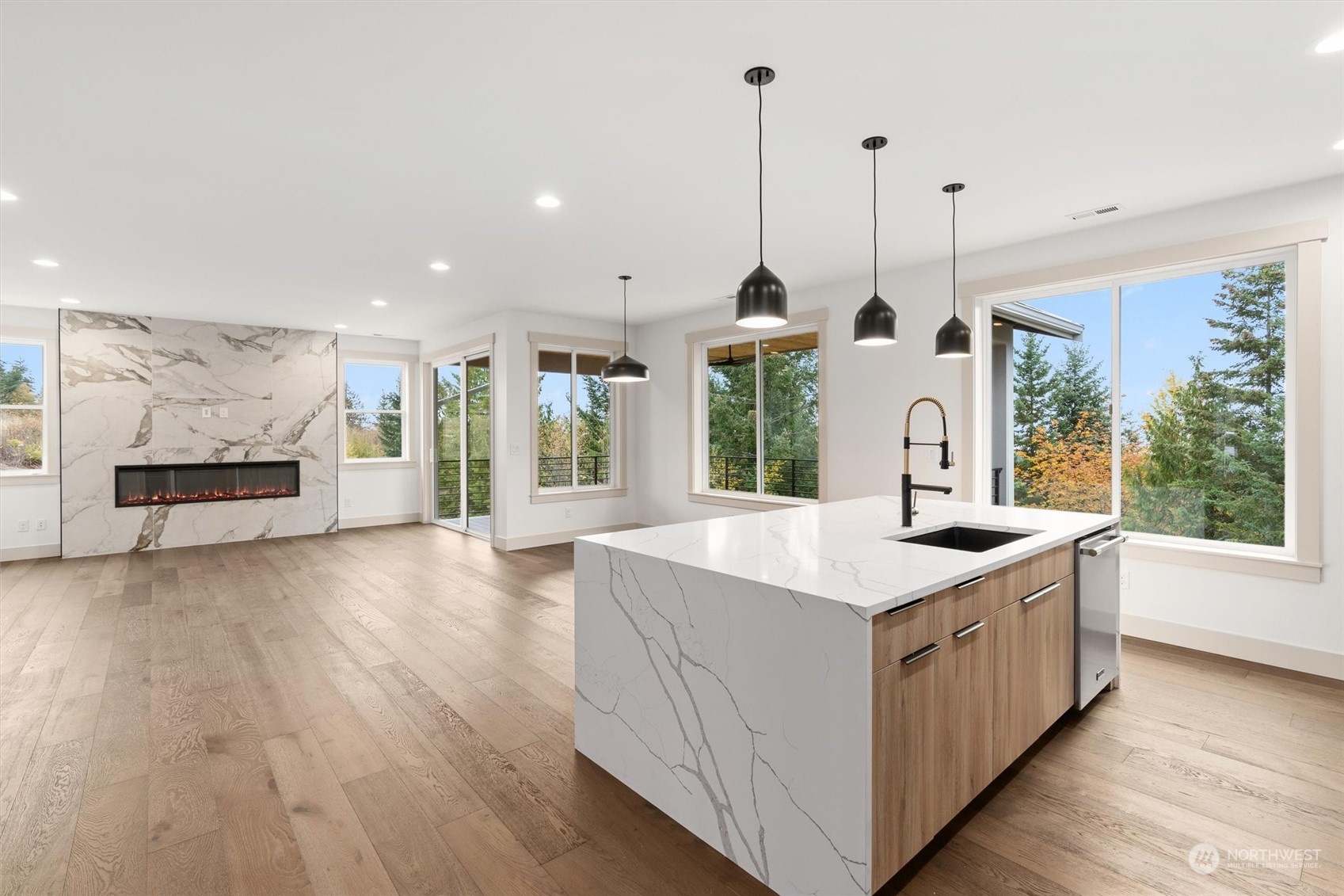 660 Solana Parkway Sequim, WA 98382 - Photo 2 of 40