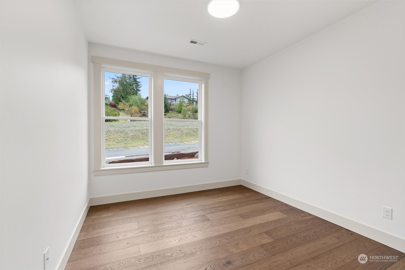 660 Solana Parkway Sequim, WA 98382 - Photo 23 of 40