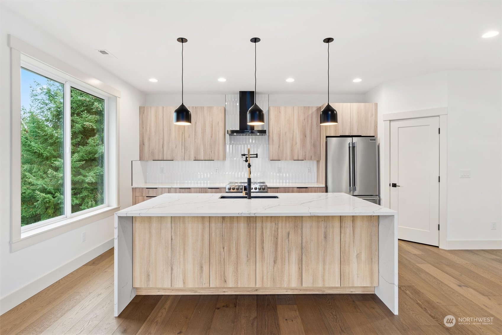 660 Solana Parkway Sequim, WA 98382 - Photo 5 of 40