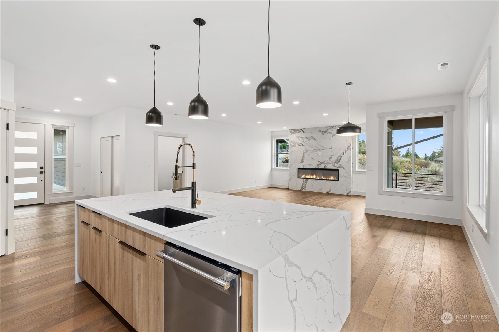 660 Solana Parkway Sequim, WA 98382 - Photo 6 of 40