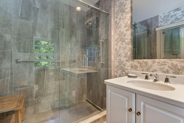 $2,775,000 | 33 Rocky Lane, Ogunquit, ME 03907