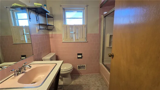 $3,200 | 7 Eliza Street, Providence, RI 02909