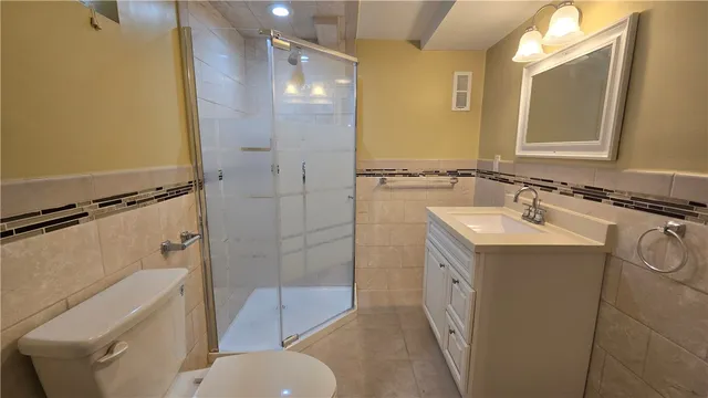 $3,200 | 7 Eliza Street, Providence, RI 02909