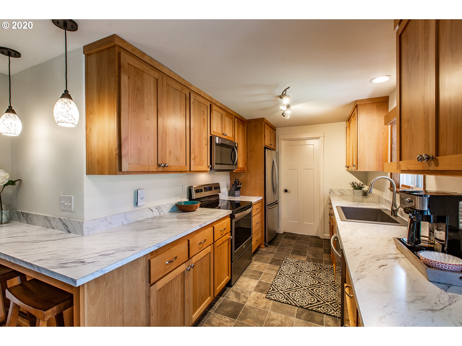 26054 Marina Road Veneta, OR 97487 - Photo 11 of 30 Gallery Image 11