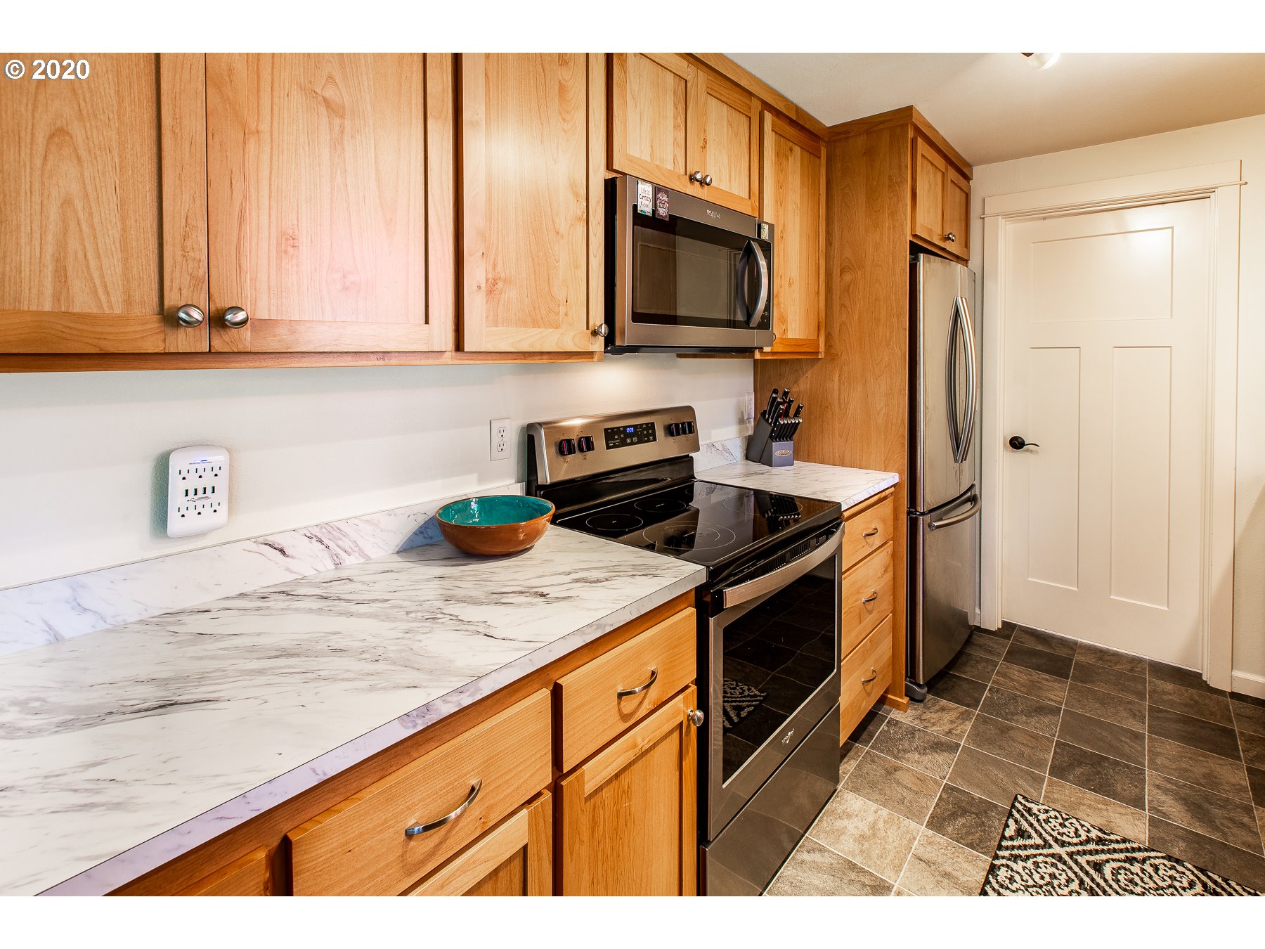 26054 Marina Road Veneta, OR 97487 - Photo 12 of 30 Gallery Image 12