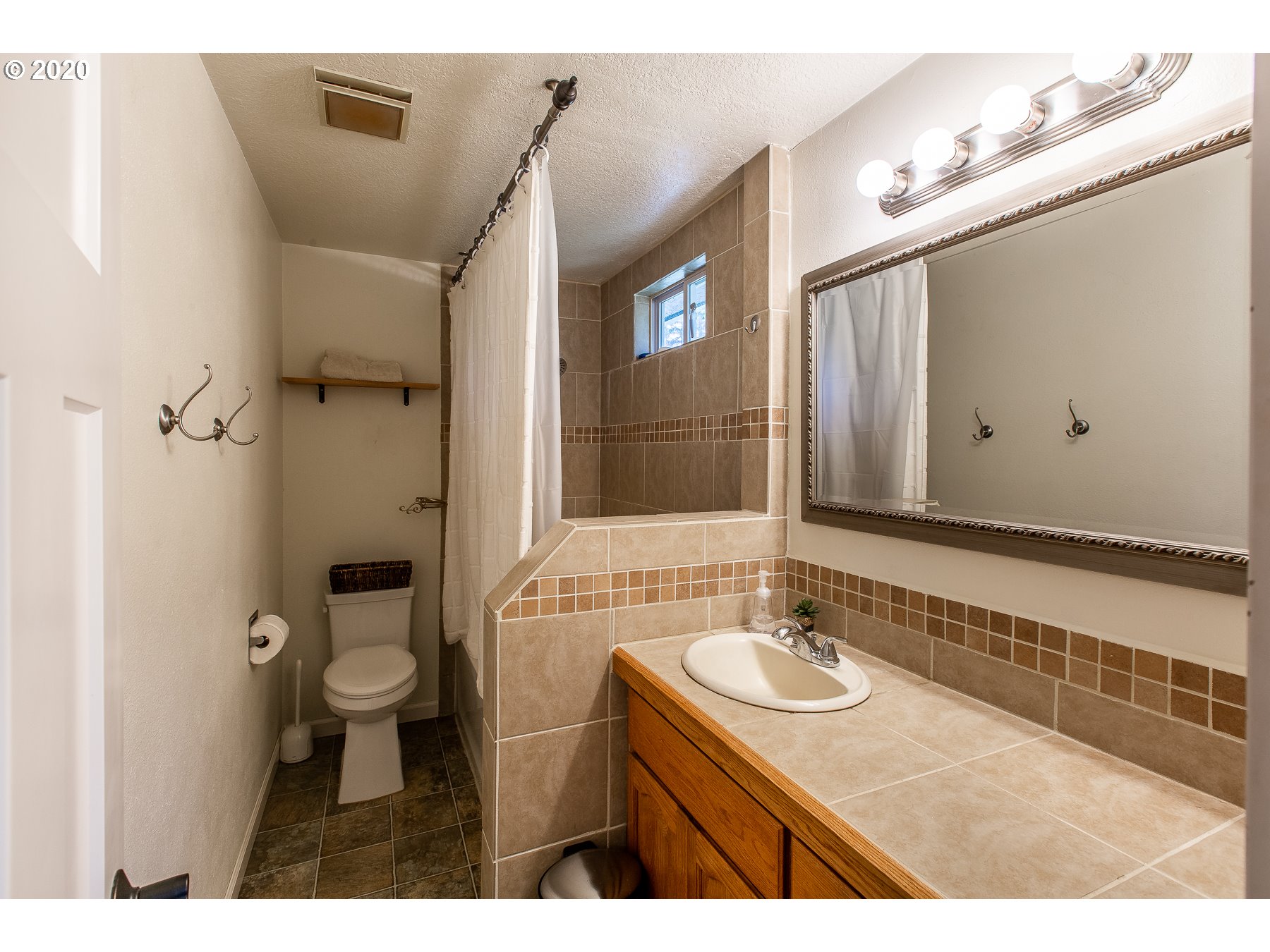 26054 Marina Road Veneta, OR 97487 - Photo 19 of 30 Gallery Image 19