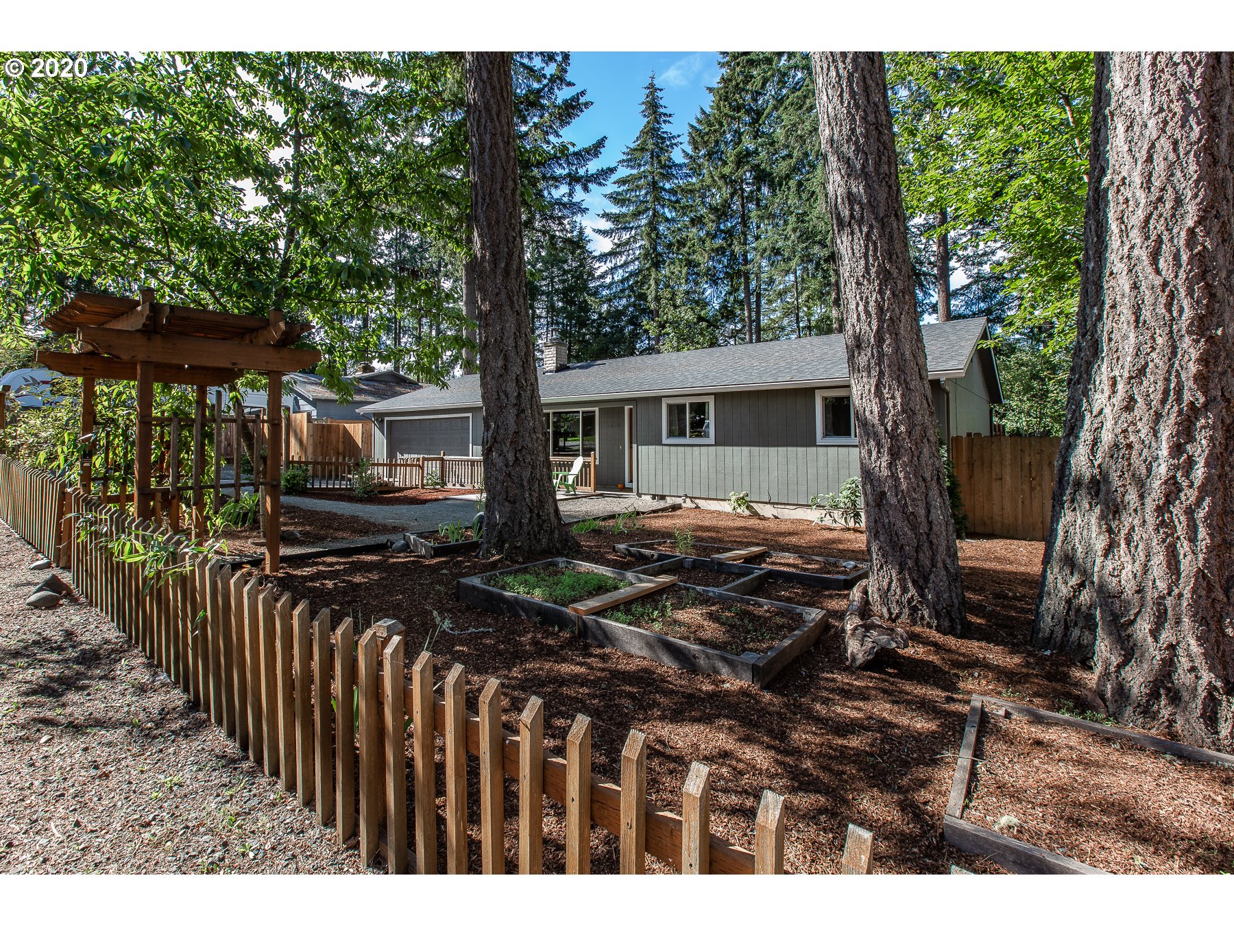 26054 Marina Road Veneta, OR 97487 - Photo 3 of 30 Gallery Image 3