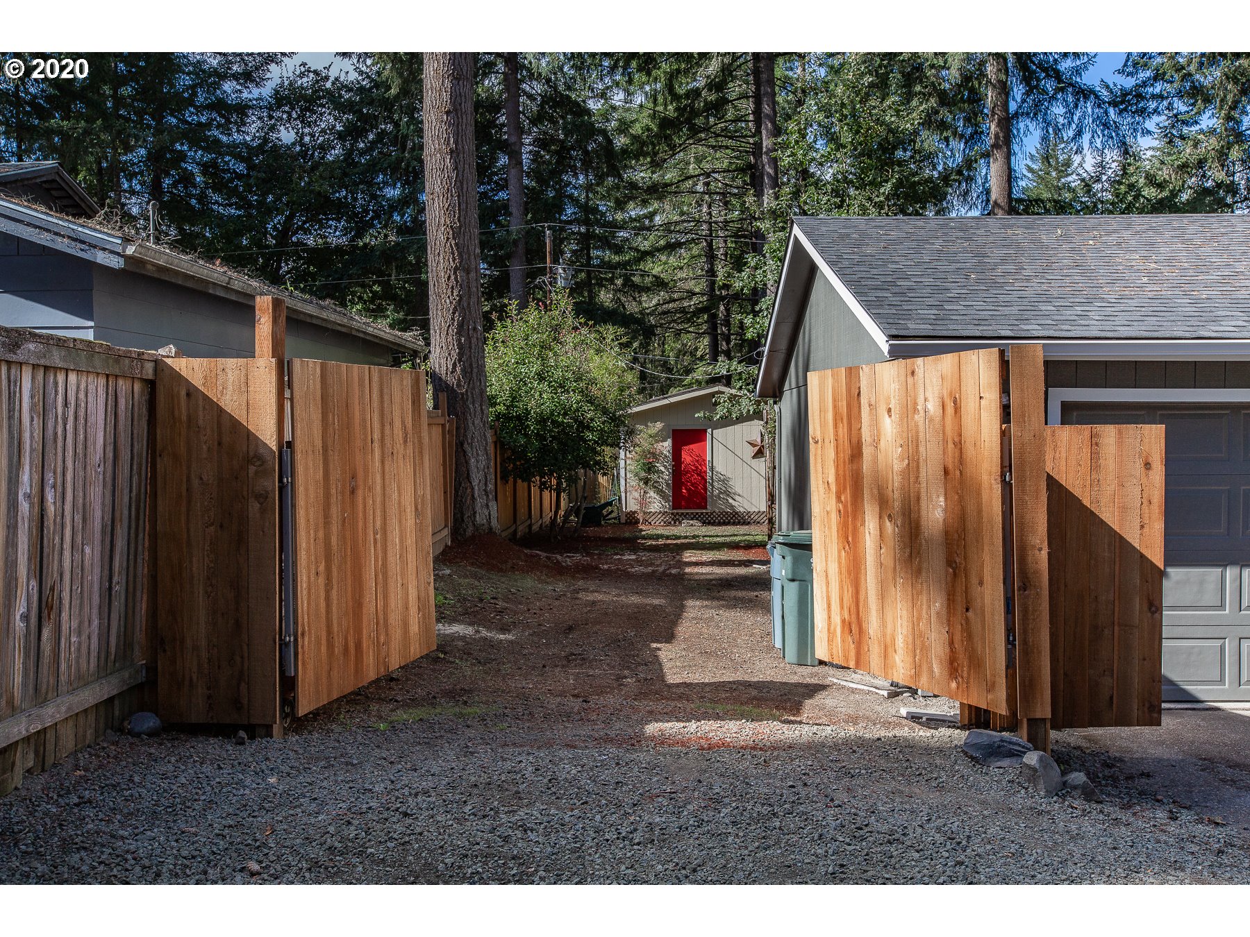 26054 Marina Road Veneta, OR 97487 - Photo 6 of 30 Gallery Image 6