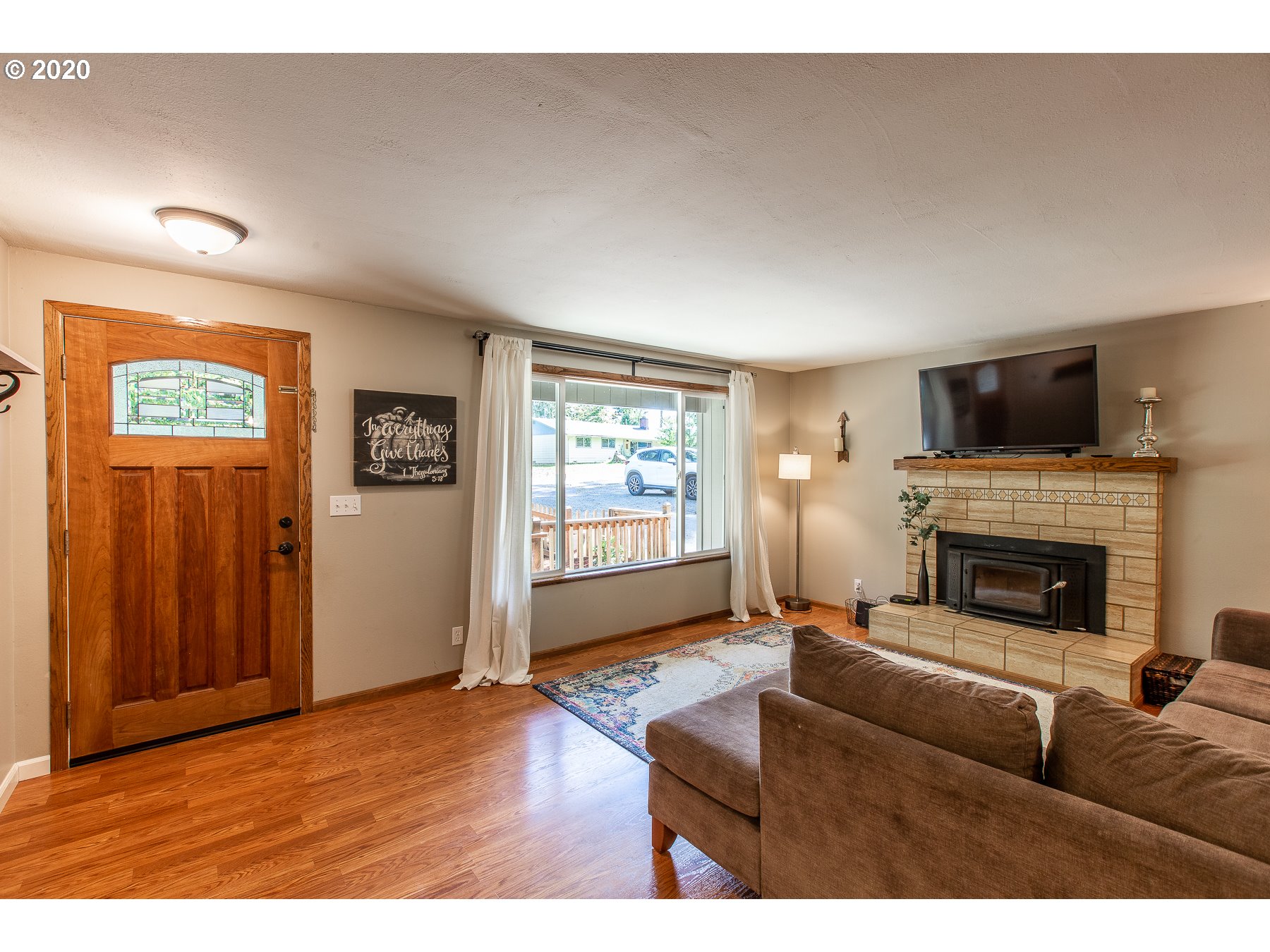 26054 Marina Road Veneta, OR 97487 - Photo 7 of 30 Gallery Image 7