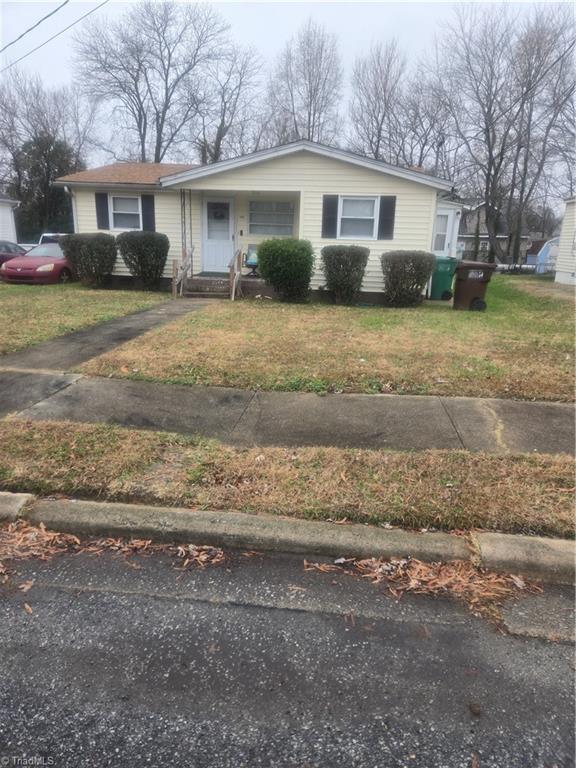 218 Woodbury Street High Point, NC 27260 - Photo 1 of 5 Front view