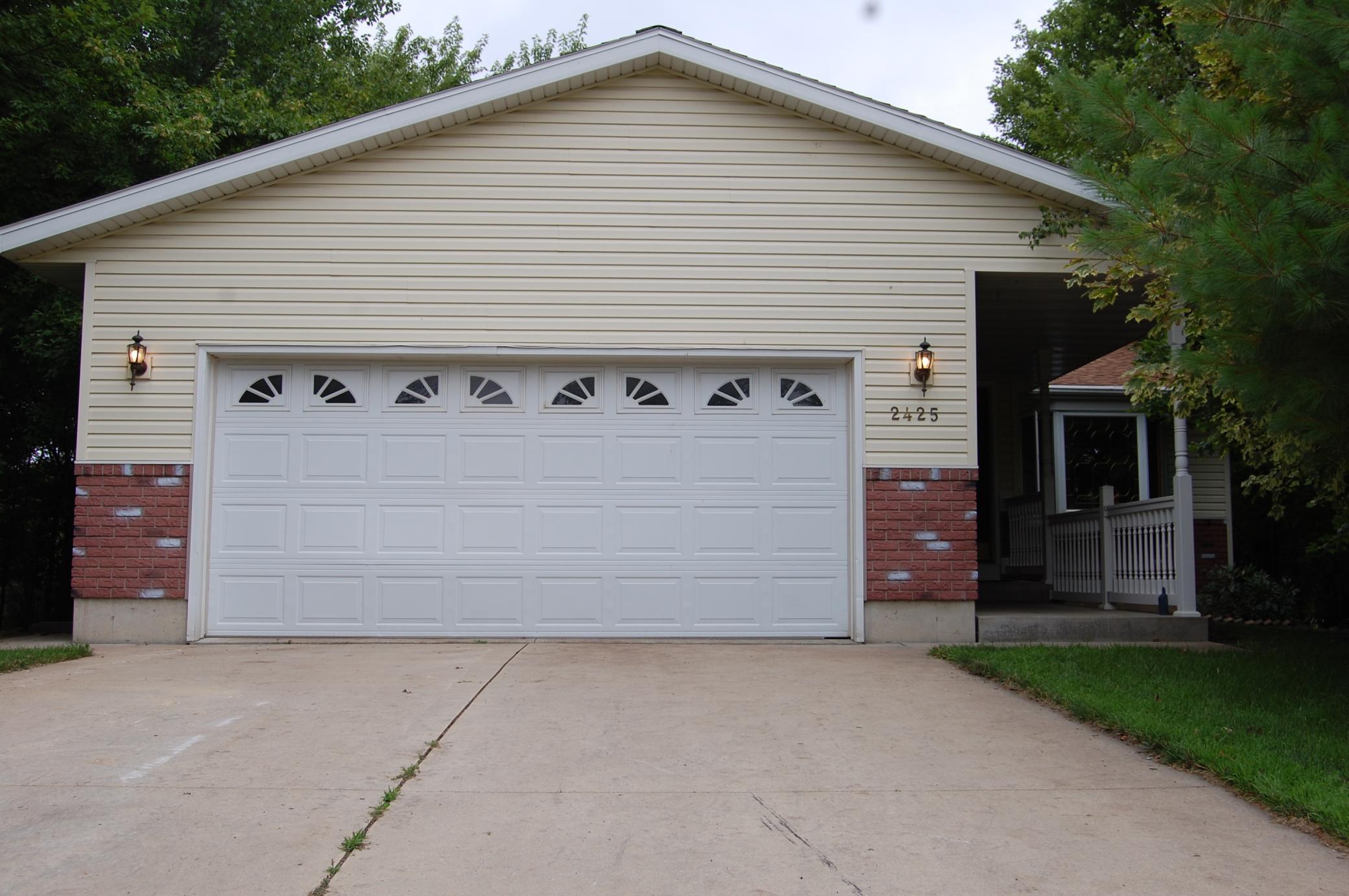 2425 52nd Street Northwest Rochester, MN 55901 - Photo 1 of 1