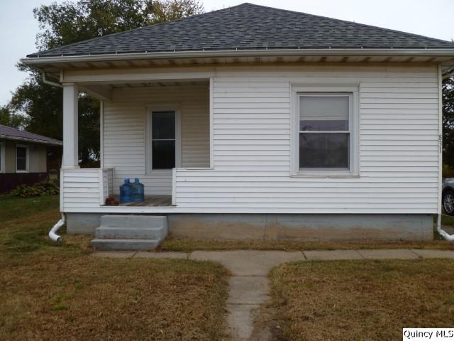 831 East Atchison Street Lomax, IL 61454 - Photo 24 of 24 a view of a house with a yard