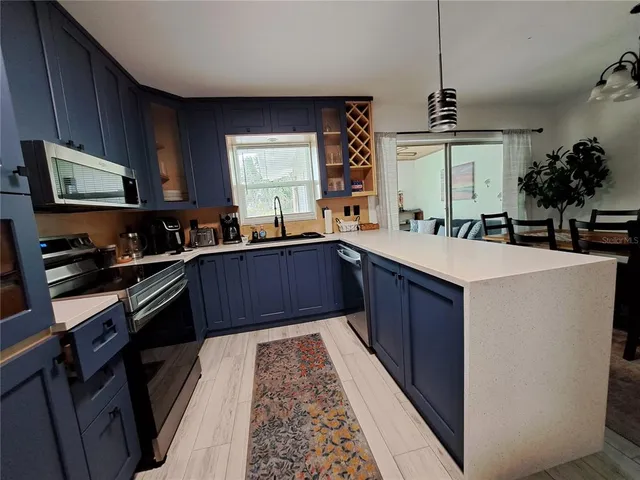 $469,000 | 4530 19th St Circle West, Bradenton, FL 34207