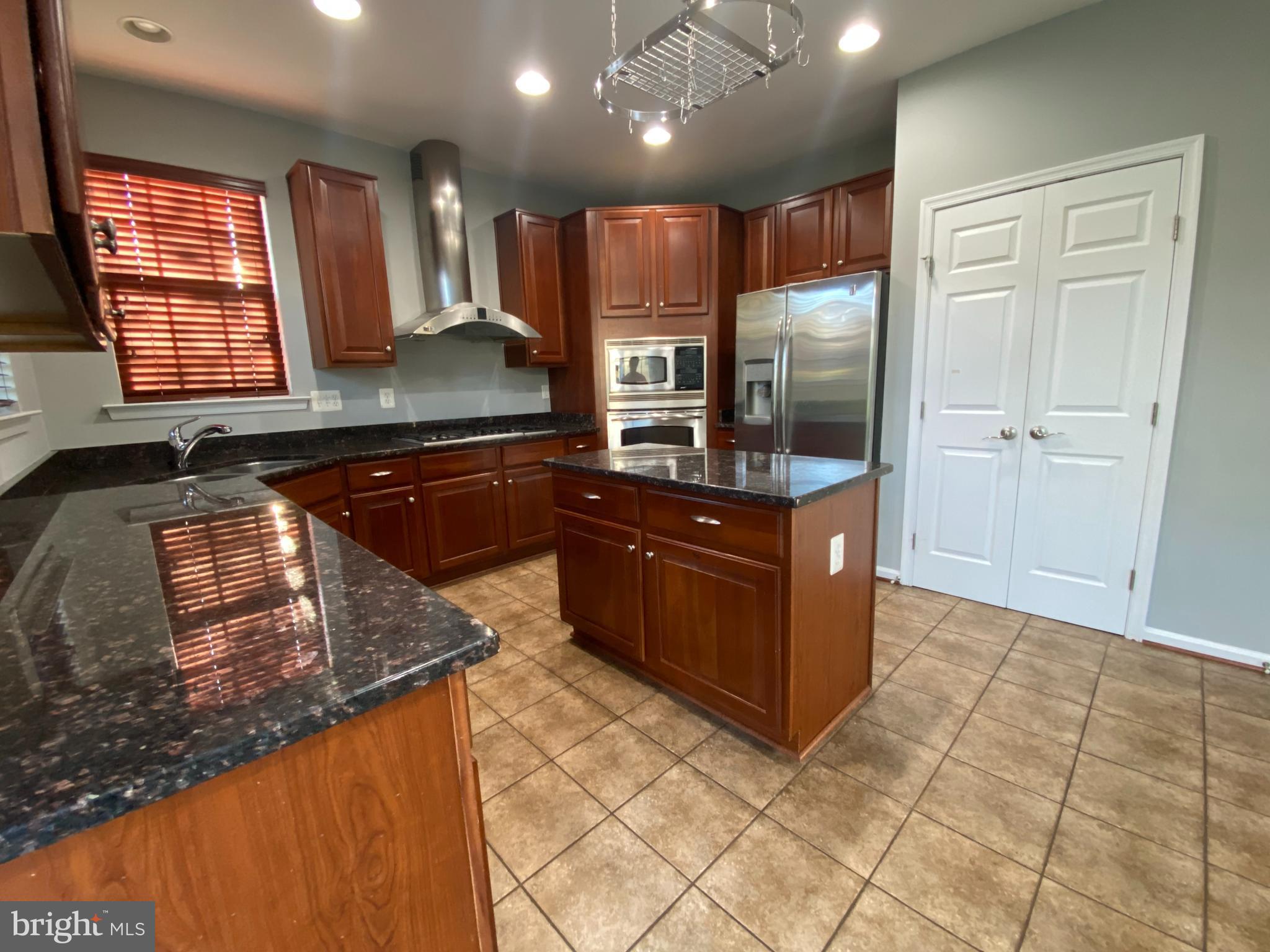 2000 Myrtlewood Road Baltimore, MD 21209 - Photo 10 of 31