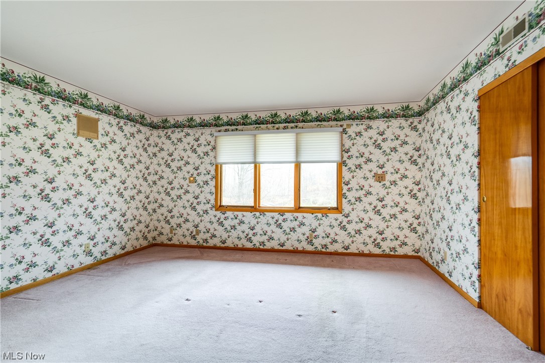 3625 Porter Road Rootstown, OH 44272 - Photo 20 of 35 Large Master Bedroom