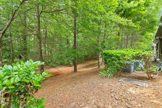 a view of a house with entertaining space