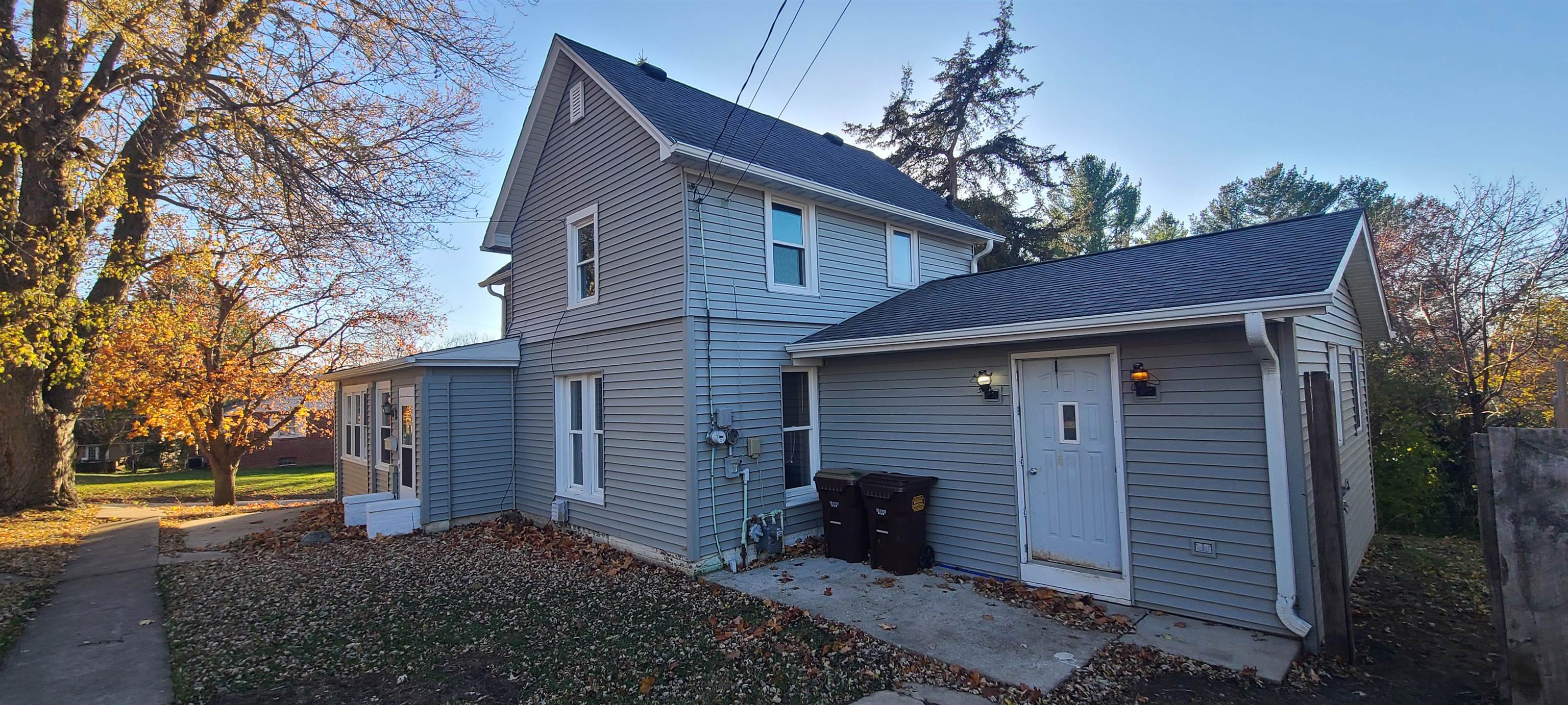 507 Lester Street Mount Carroll, IL 61053 - Photo 1 of 25