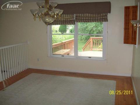 1406 North Dye Road Flint, MI 48532 - Photo 9 of 20 20201553-8.JPG
