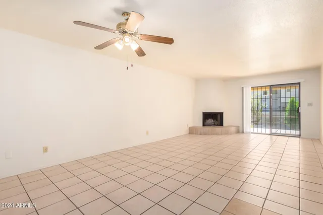 $244,000 | 8201 North 21st Drive, Unit C107, Phoenix, AZ 85021