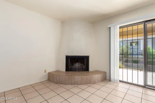 $229,900 | 8201 North 21st Drive, Unit C107, Phoenix, AZ 85021