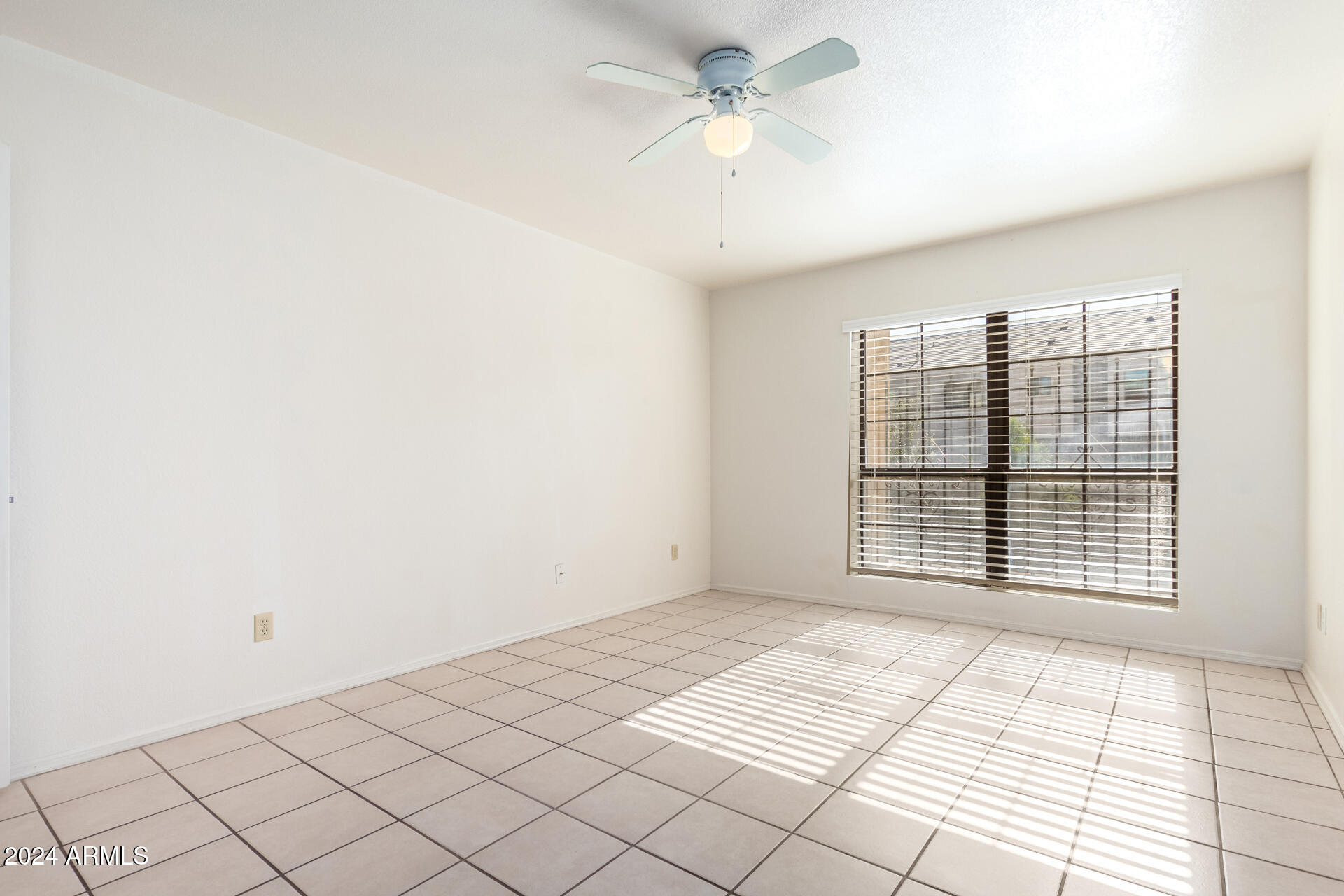 8201 North 21st Drive, Unit C107 Phoenix, AZ 85021 - Photo 18 of 29 19-21st