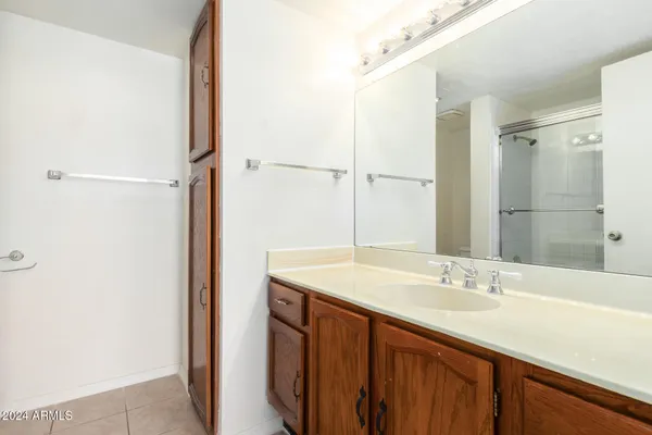 $229,900 | 8201 North 21st Drive, Unit C107, Phoenix, AZ 85021