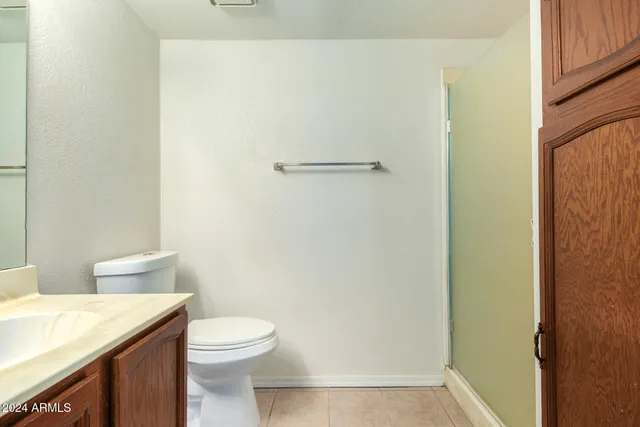 $244,000 | 8201 North 21st Drive, Unit C107, Phoenix, AZ 85021