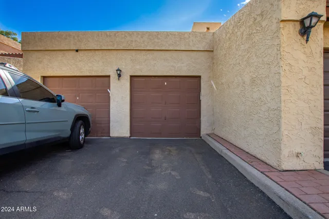 $244,000 | 8201 North 21st Drive, Unit C107, Phoenix, AZ 85021