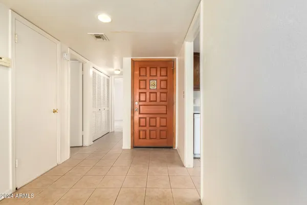 $229,900 | 8201 North 21st Drive, Unit C107, Phoenix, AZ 85021
