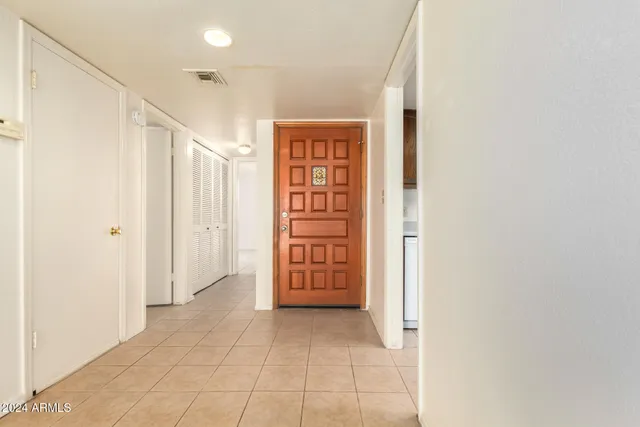 $244,000 | 8201 North 21st Drive, Unit C107, Phoenix, AZ 85021