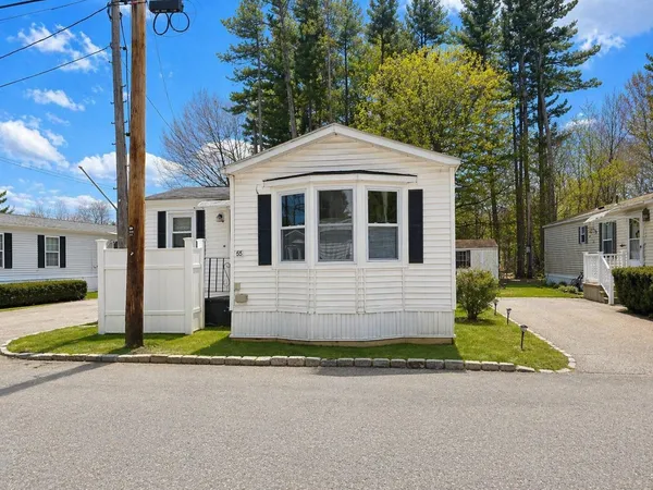 $174,500 | 55 Thistle Way, Manchester, NH 03109