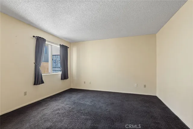 $239,900 | 1700 East Ave Q14, Unit 8, Palmdale, CA 93550