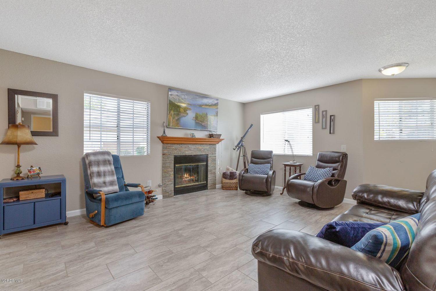 1165 Fitzgerald Road, Unit A Simi Valley, CA 93065 - Photo 3 of 18 002_1165-fitzgerald-rd-2-005
