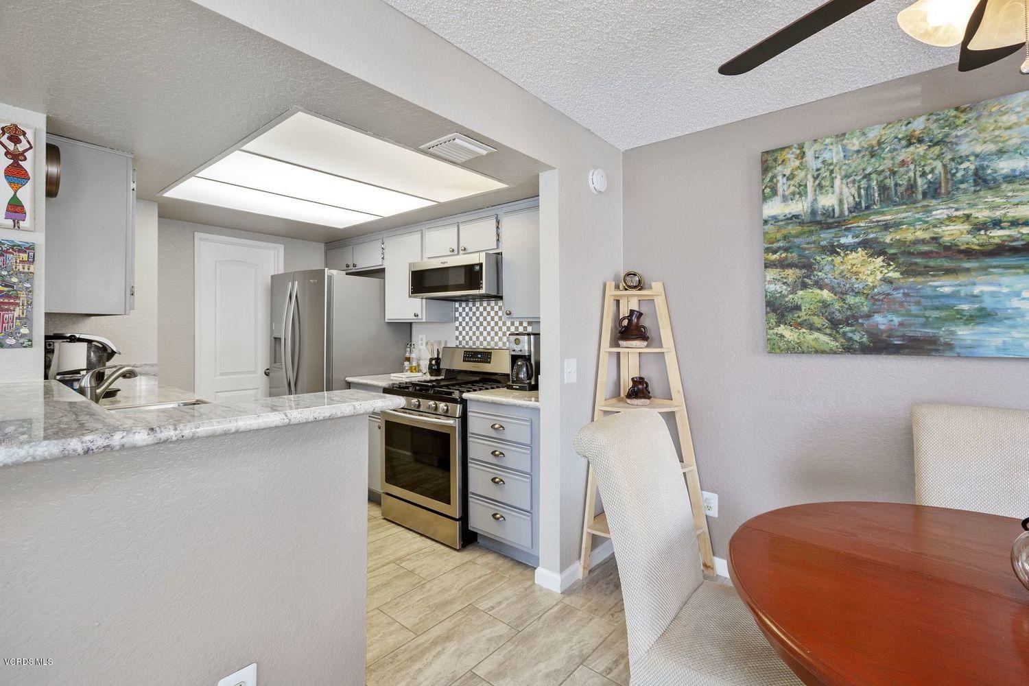 1165 Fitzgerald Road, Unit A Simi Valley, CA 93065 - Photo 6 of 18 006_1165-fitzgerald-rd-1-004