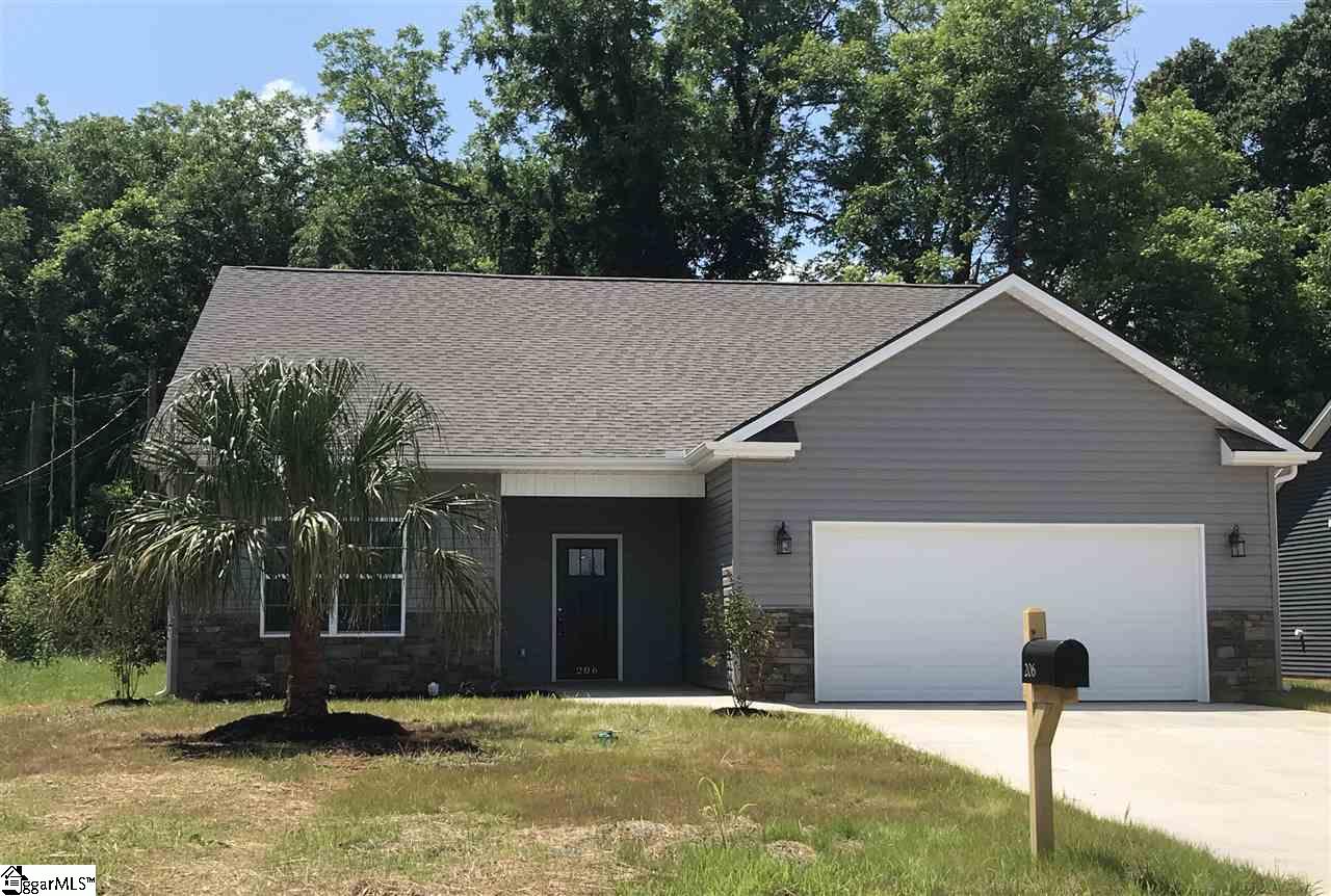 206 Hampton Road Greer, SC 29651 - Photo 1 of 24 Gallery Image 1