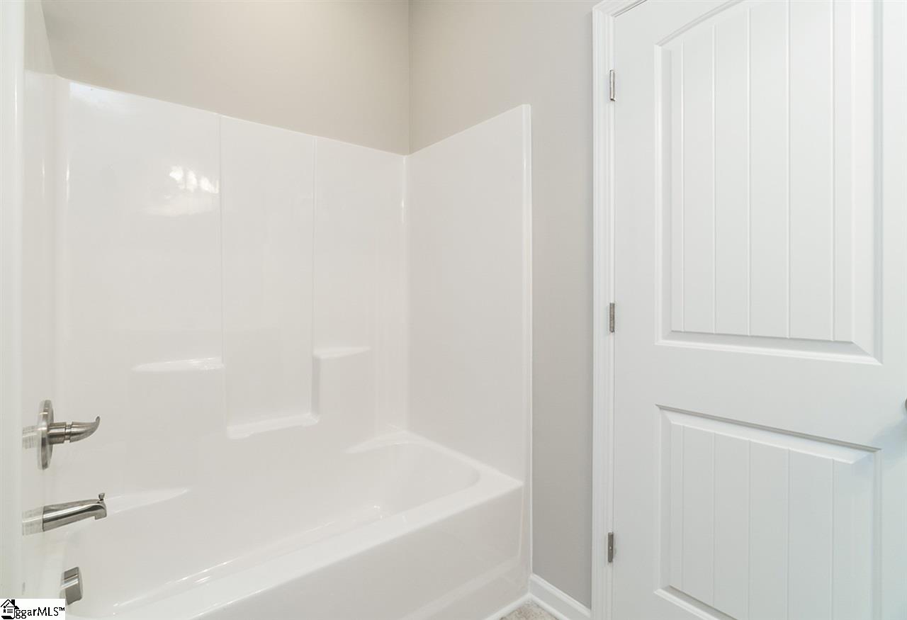 206 Hampton Road Greer, SC 29651 - Photo 18 of 24 Gallery Image 18