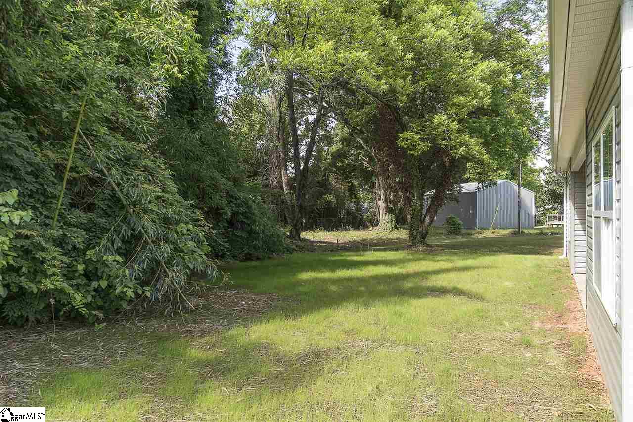 206 Hampton Road Greer, SC 29651 - Photo 20 of 24 Gallery Image 20