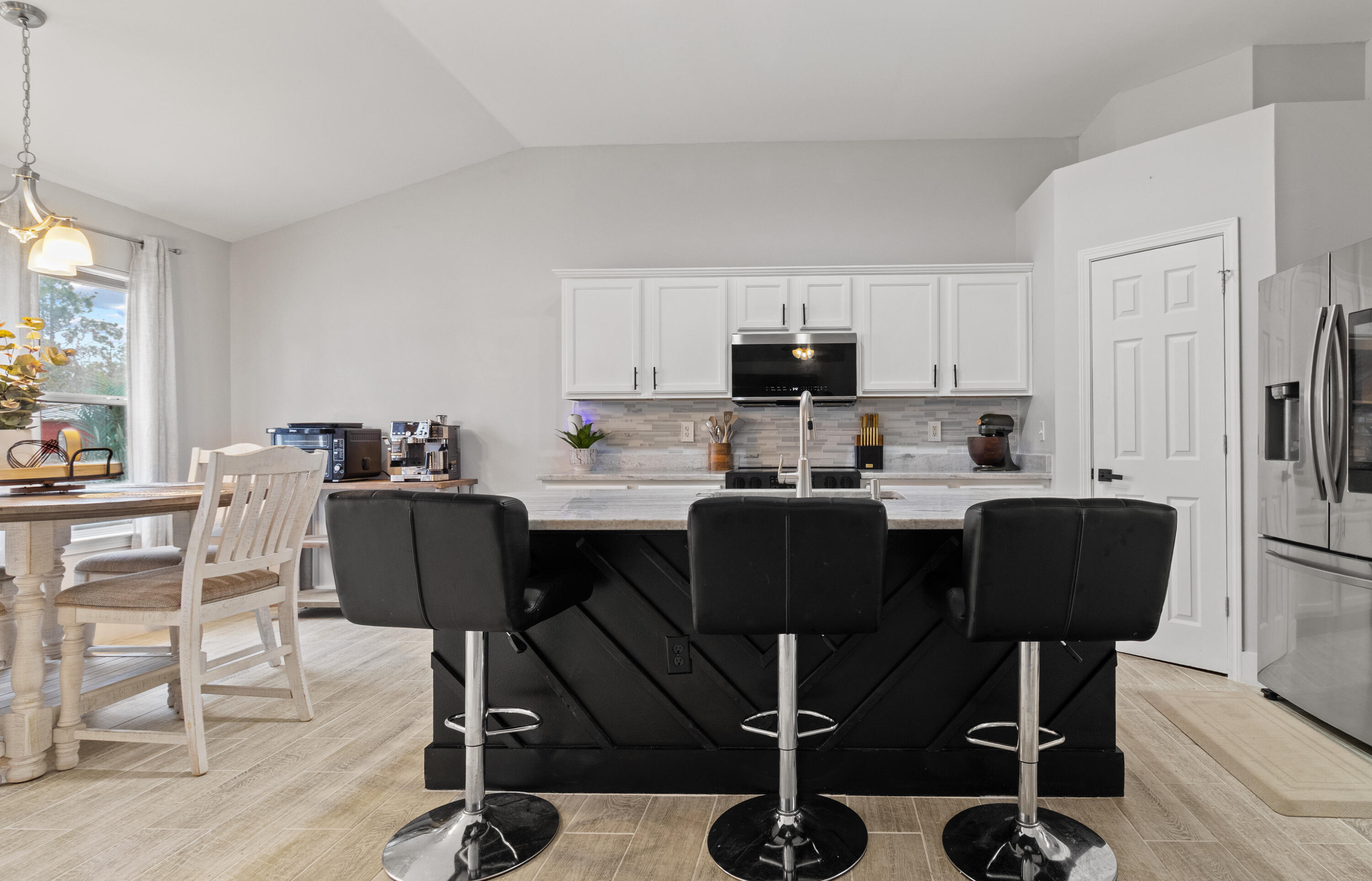 8252 Cosica Boulevard Navarre, FL 32566 - Photo 14 of 51 Kitchen